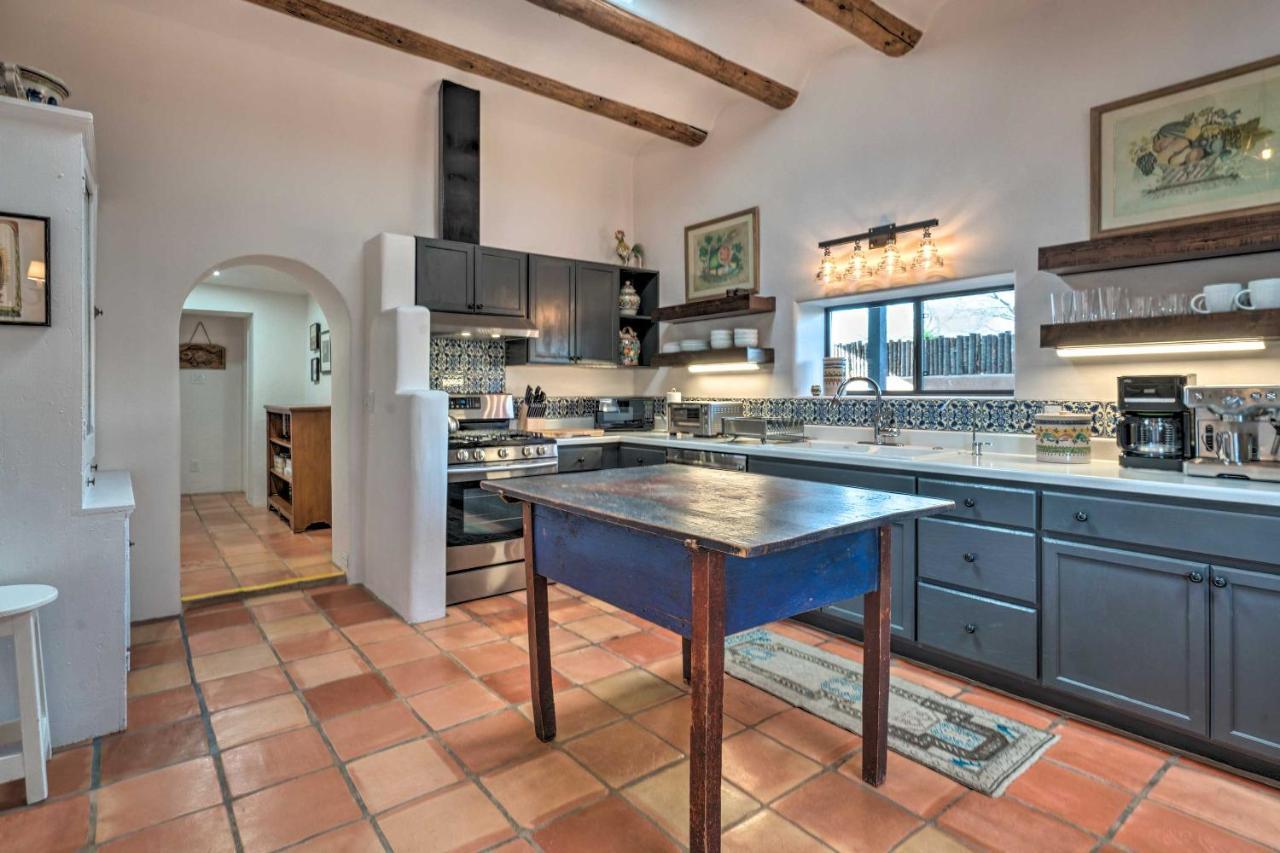 Вилла Adobe House With Patio - Walk To Dtwn Plaza And Shops! Санта-Фе Экстерьер фото